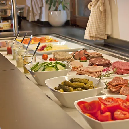 Bayerischer Hof Hotel