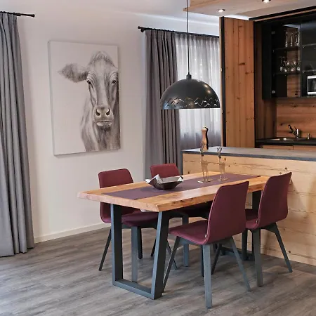 Bayerischer Hof 4*