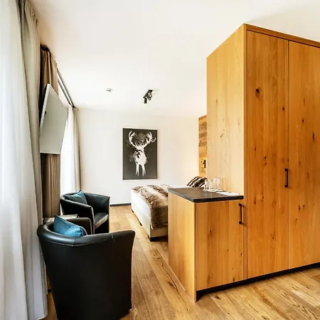 Hotel Bayerischer Hof 4*