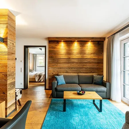 Hotel Bayerischer Hof 4*