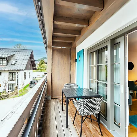 Bayerischer Hof Szálloda 4*