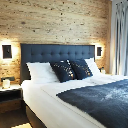 Bayerischer Hof Отель 4*