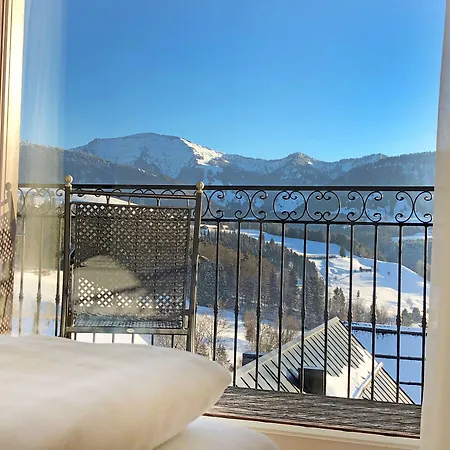 Отель Bayerischer Hof