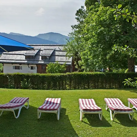 Bayerischer Hof Hotel 4*
