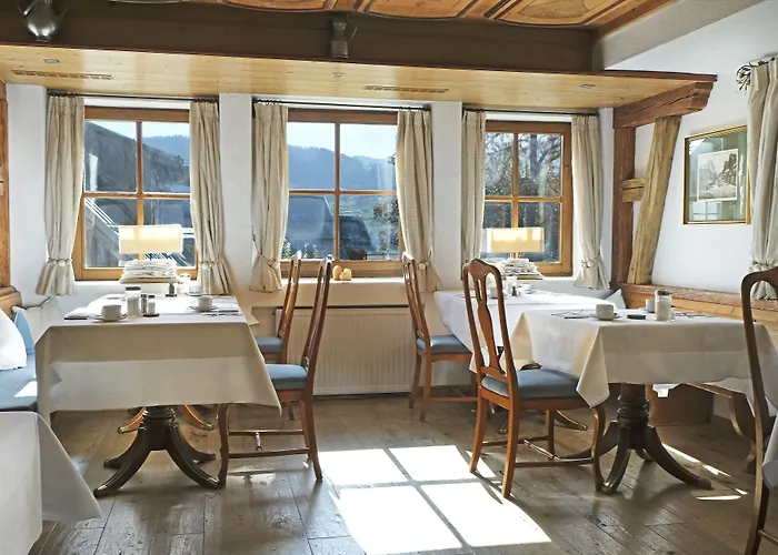 Bayerischer Hof 4*