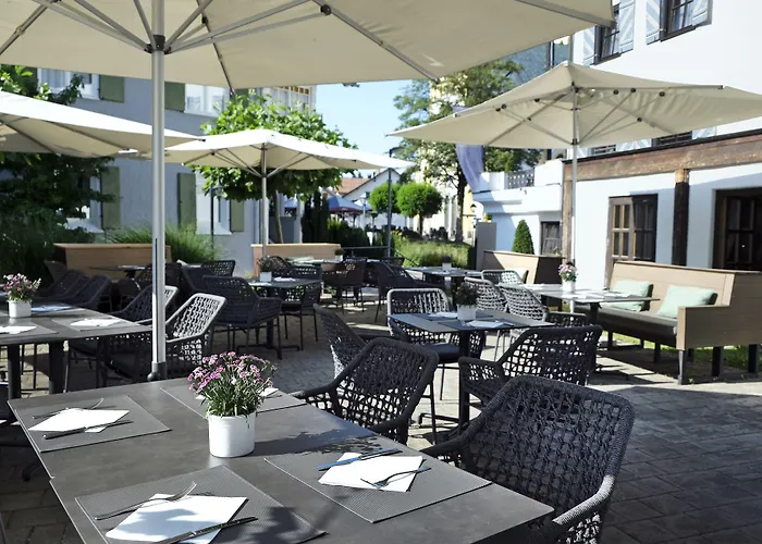 Bayerischer Hof 4*